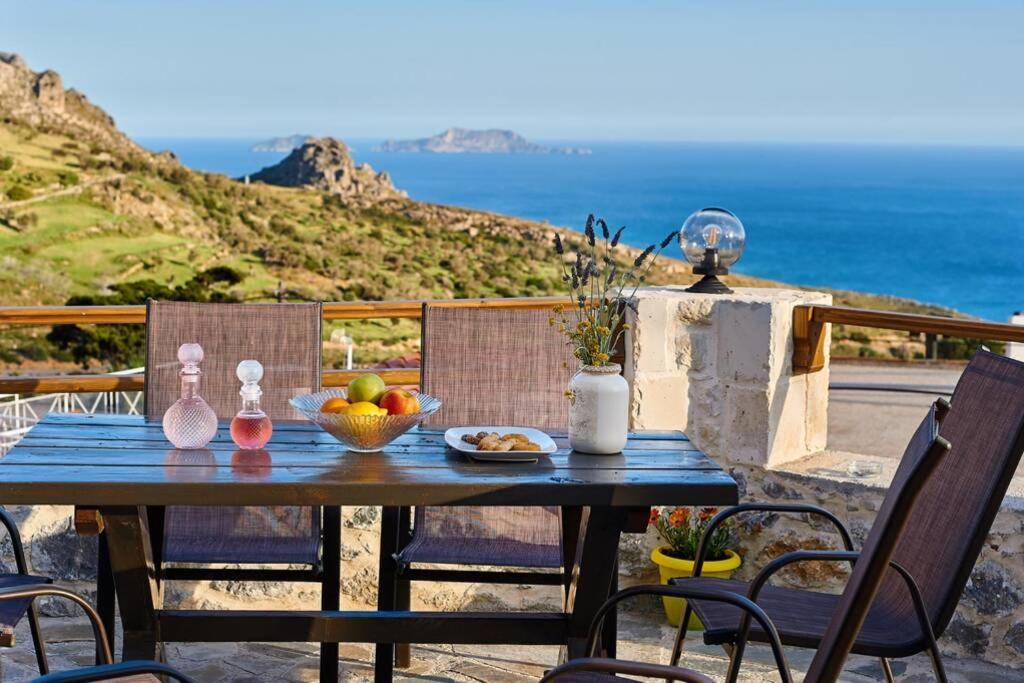 Maria'S Cozy Stonehouse Villa Kerames Екстериор снимка