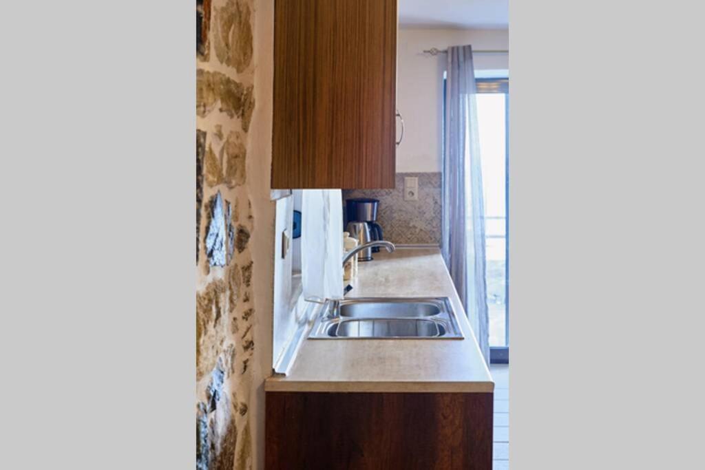 Maria'S Cozy Stonehouse Villa Kerames Екстериор снимка